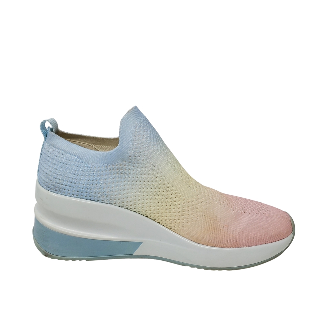Giani Bini Valeah Knit Sneaker Pastel Light Blue Yellow Pink Womens Size 9 - Picture 5 of 10